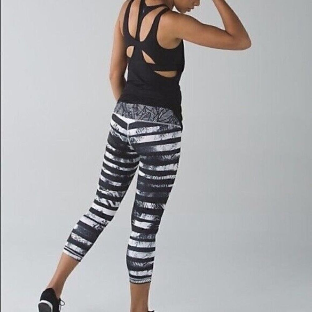 Lululemon Wunder Under Crop II,Shady Palms/ Banana Leaf/Gingham